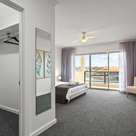 Apartamento Waterfront Townhouse - Picturesque Marina Views Port Lincoln Exterior foto