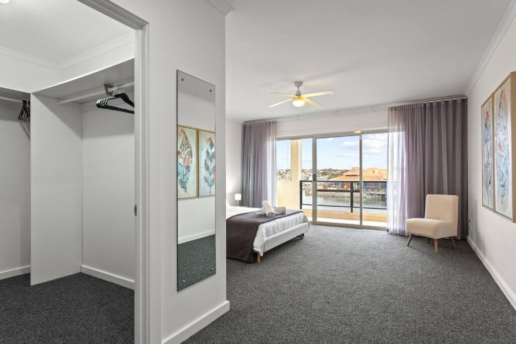 Apartamento Waterfront Townhouse - Picturesque Marina Views Port Lincoln Exterior foto