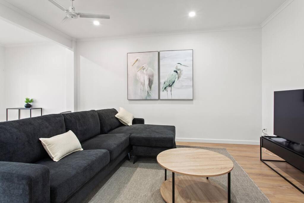 Apartamento Waterfront Townhouse - Picturesque Marina Views Port Lincoln Exterior foto